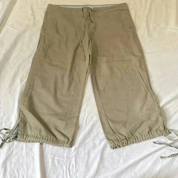 Zara TRF Capri Crop Pants Drawstring waist and bottom Size Medium - Picture 1 of 7